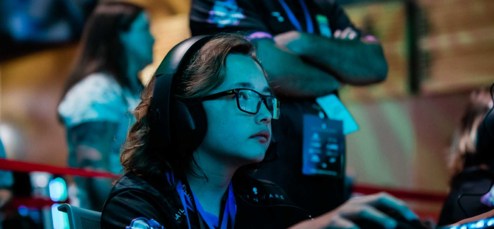 young girl gaming online