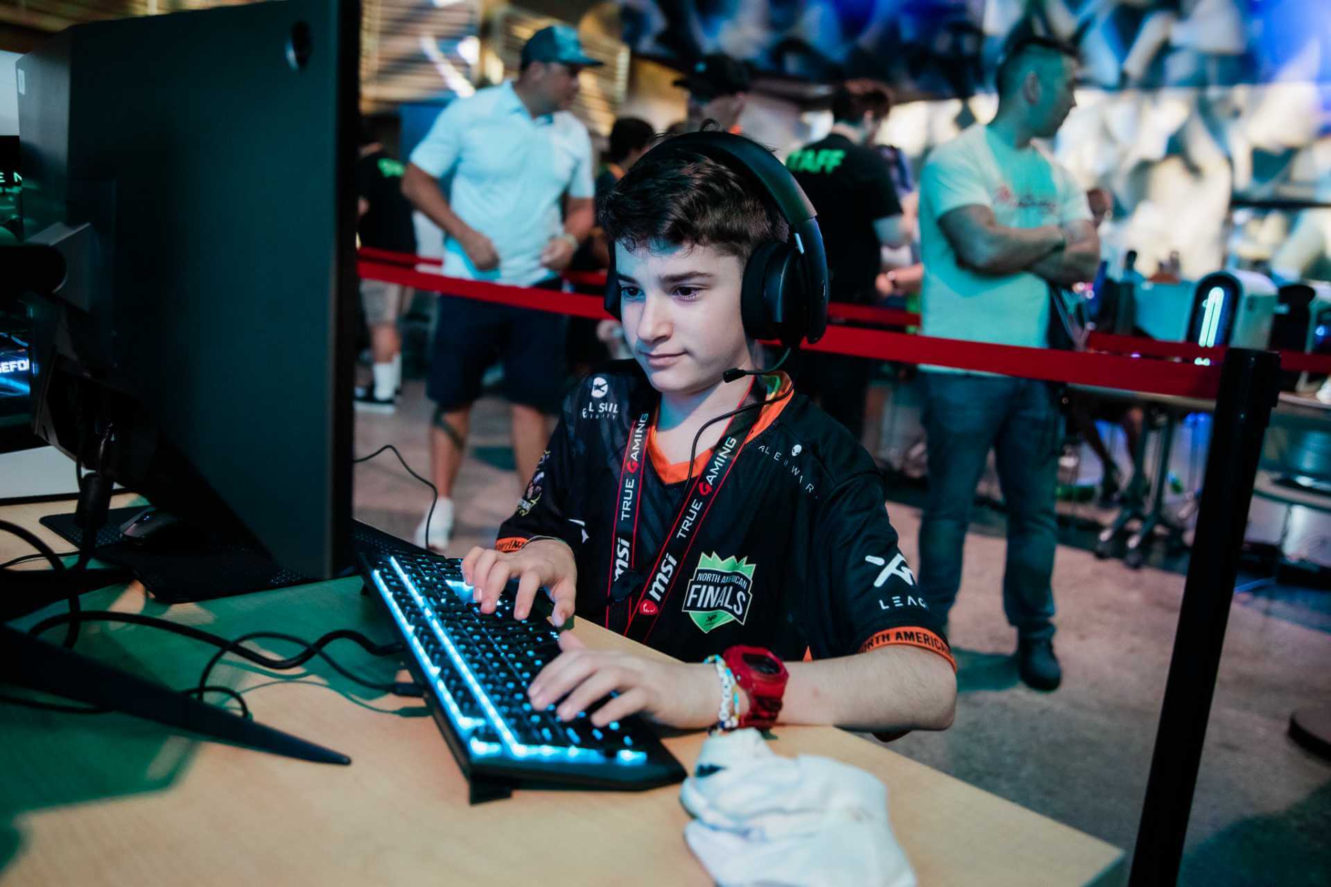 xp league esports team member